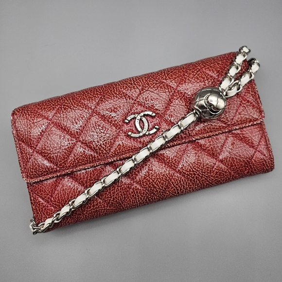 ❤️CHANEL Authentic Patent Leather Wallet/Clutch ❤️ - Picture 17 of 17
